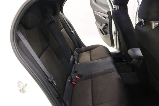 MAZDA 3 2.0L Skyactiv-G M-Hybrid Exclusive