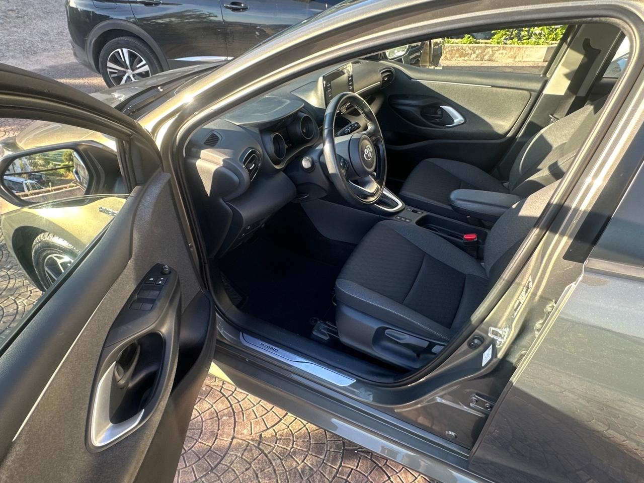 Toyota Yaris 1.5 Hybrid 5 porte Trend