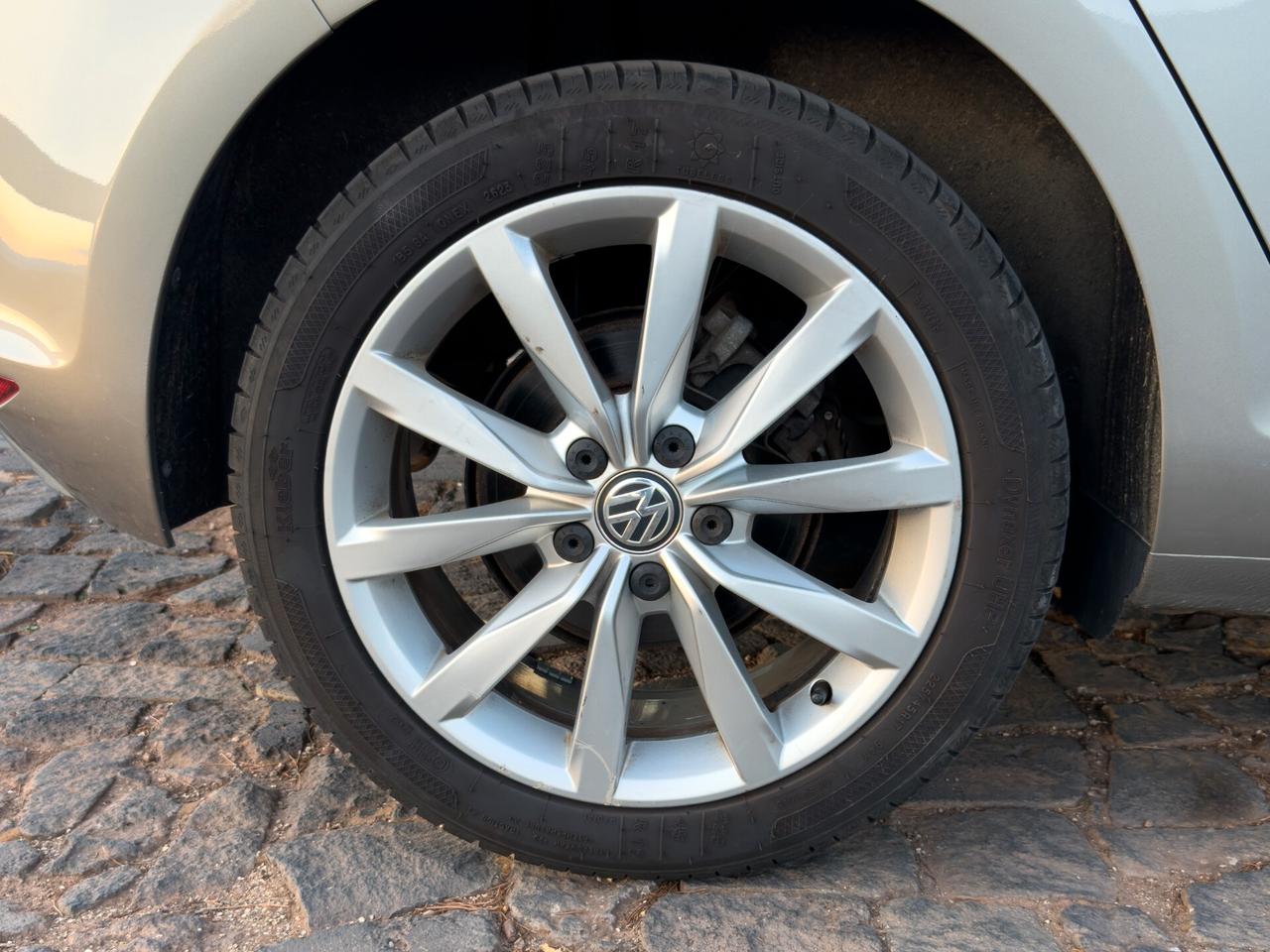 Volkswagen Golf 1.6 TDI 5p. Highline BlueMotion Technology - 2013