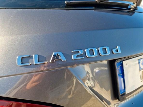 Mercedes-benz CLA 200 d Shooting Brake Automatic Premium 136 cv