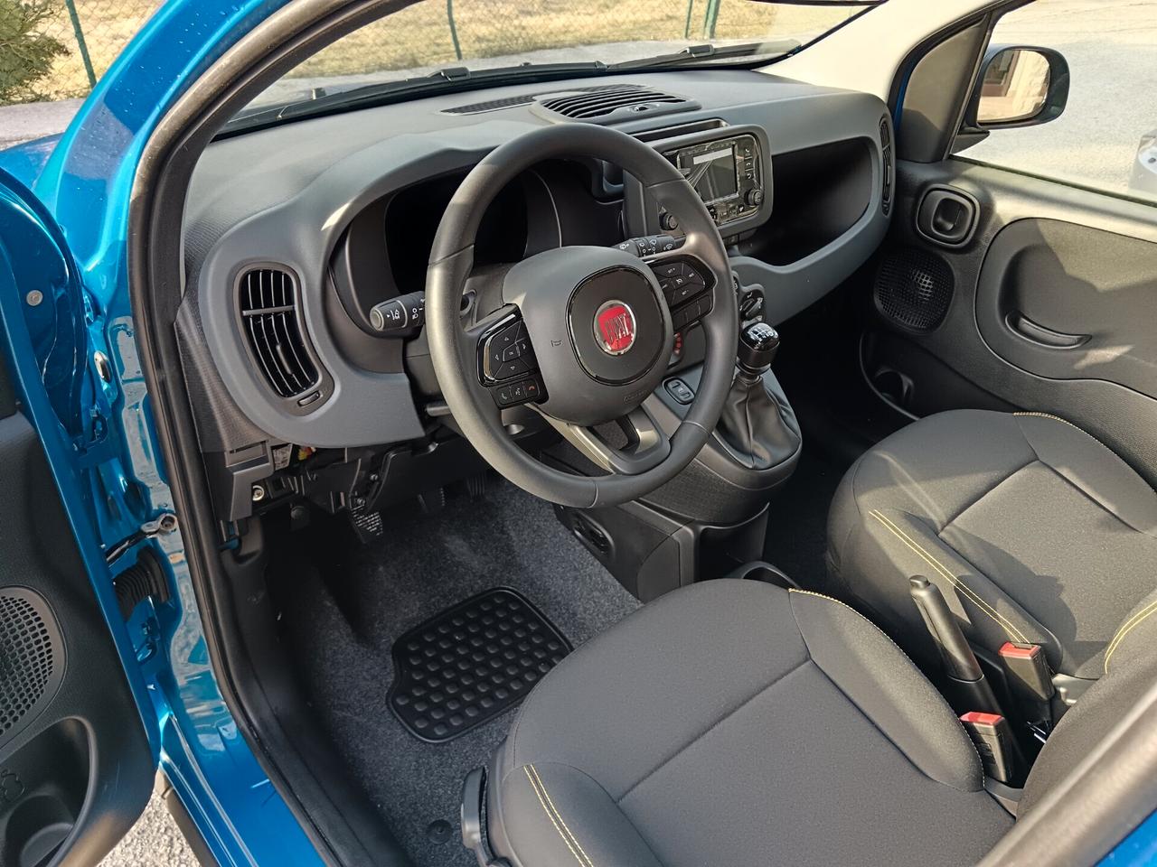 Fiat Panda 1.0 70CV HYBRID PANDINA FULL OPTIONAL