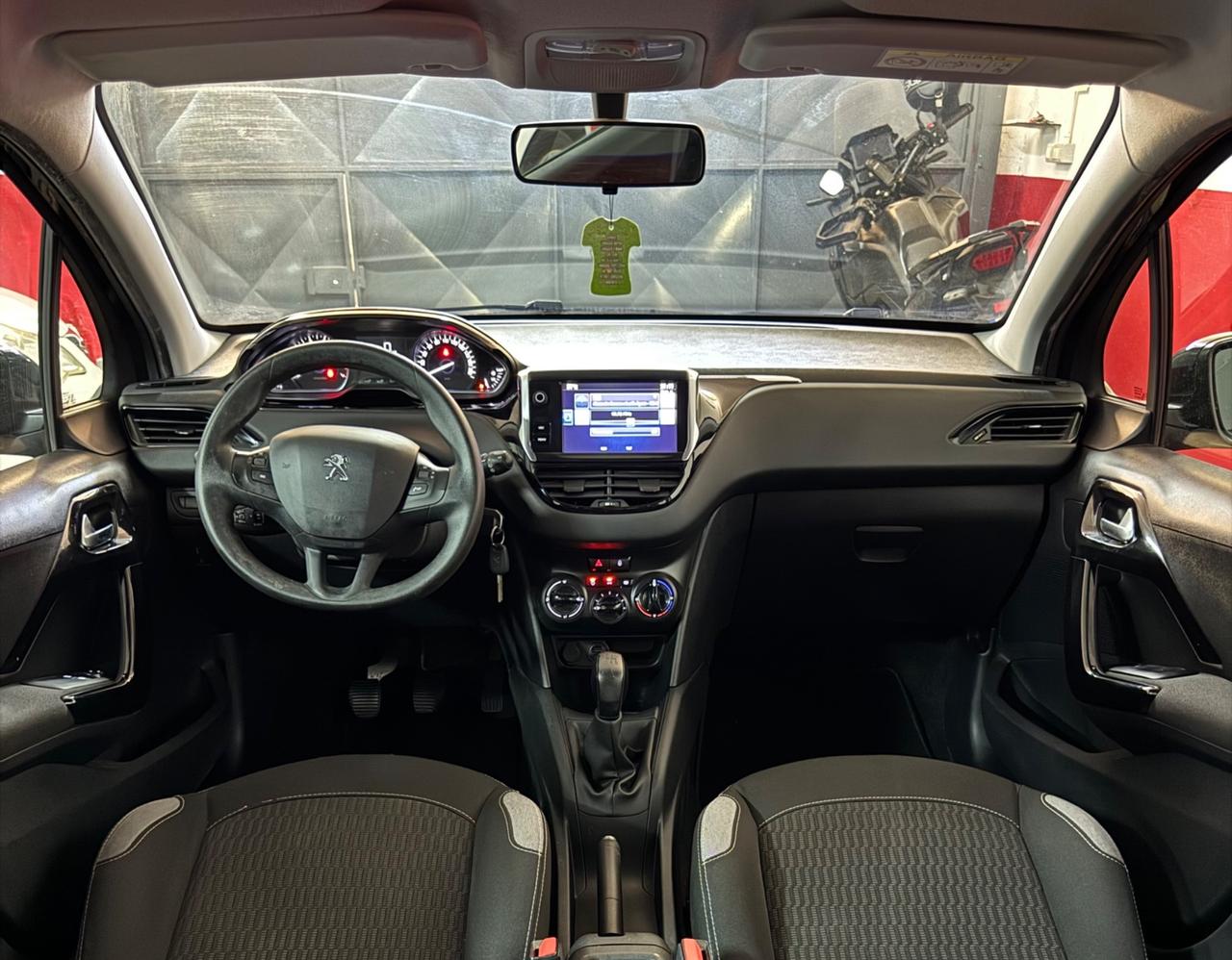Peugeot 208 5 porte Access 110000 CHILOMETRI
