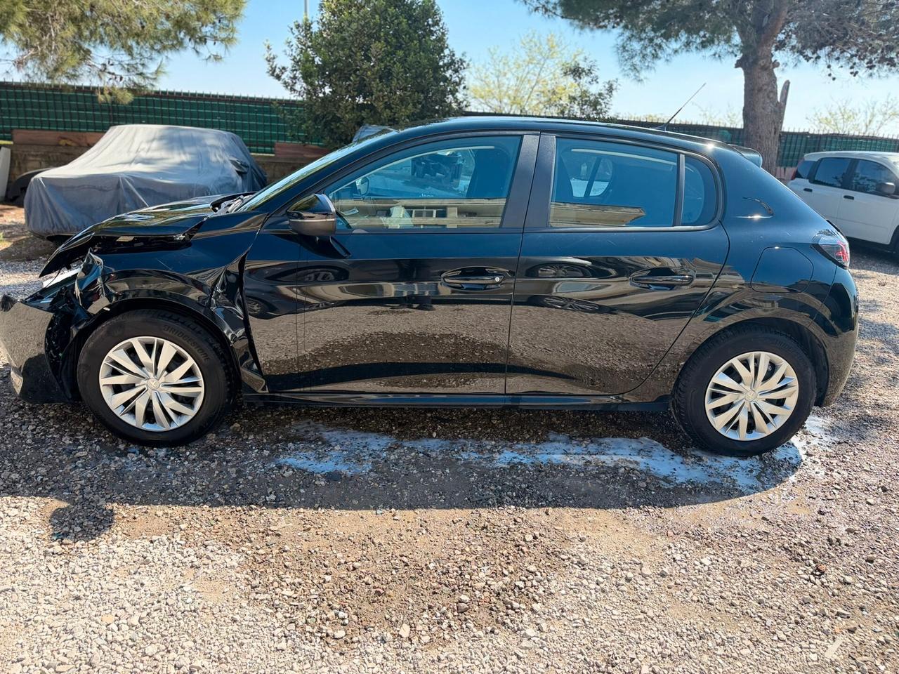 Peugeot 208 PureTech 75 Stop&Start 5 porte Active Sinistrato Incidentata