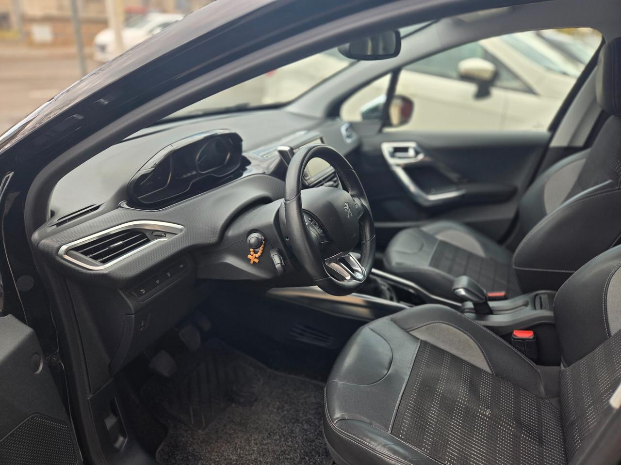 Peugeot 2008 1.6 e-HDi 92 CV Stop&Start Allure