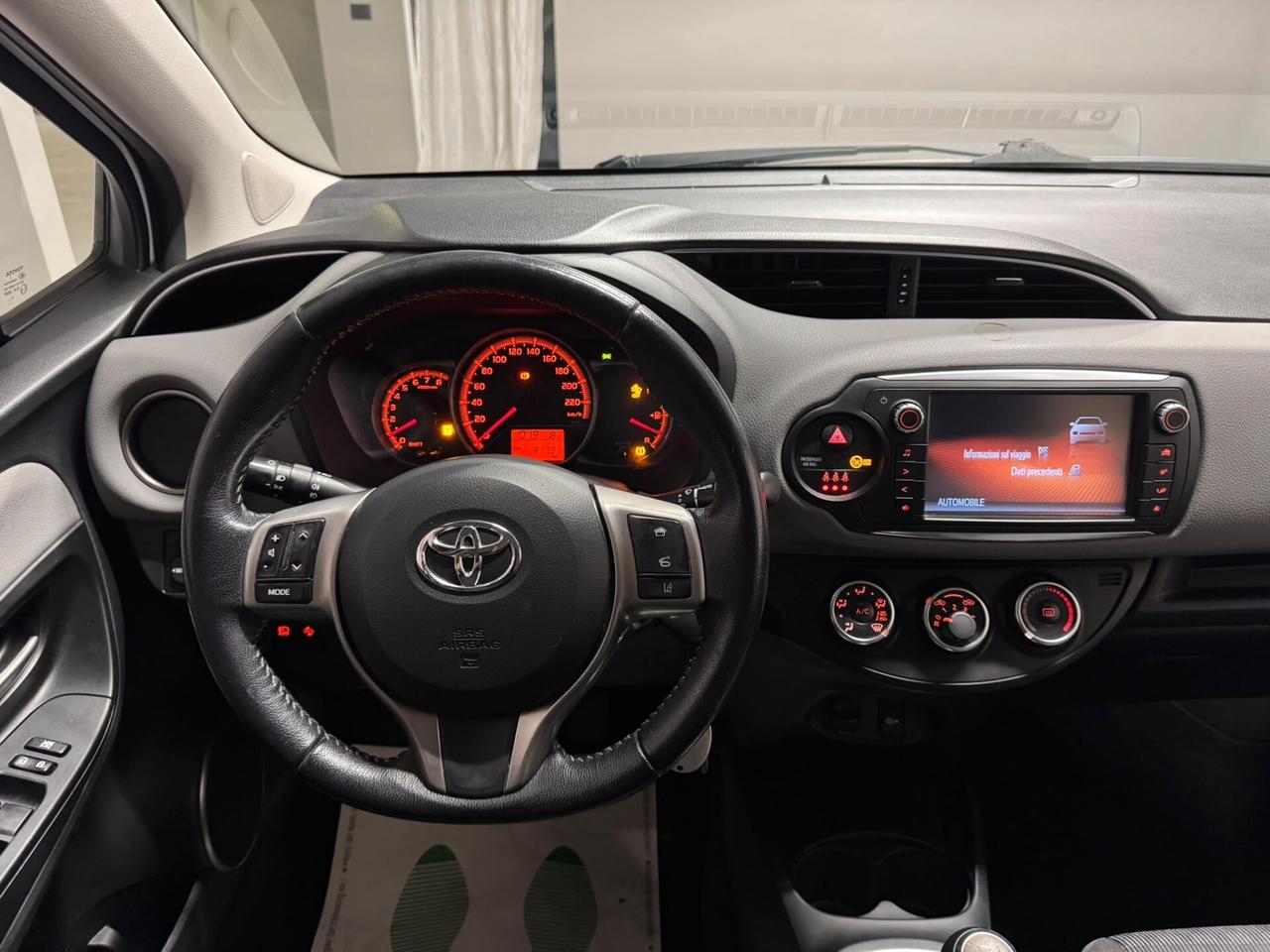 Toyota Yaris 1.0 5 porte Lounge