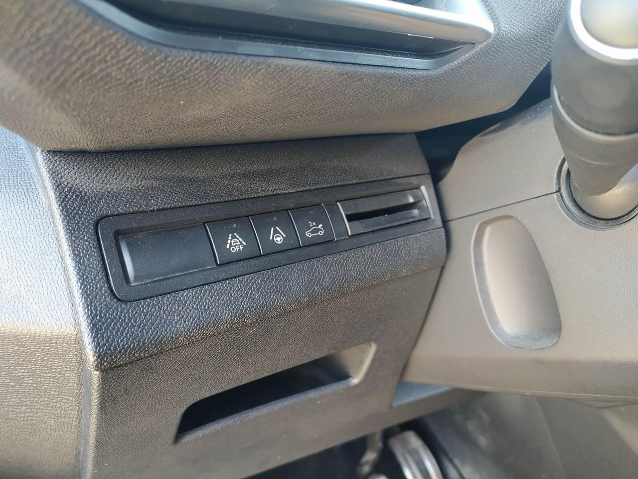 Peugeot 3008 GT 1.5 Blue HDI 130 #6404