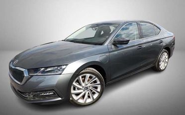 Skoda Octavia 1.4 HYBRID DSG 204CV PLUG-IN *NAVI+MATRIX* PROMO