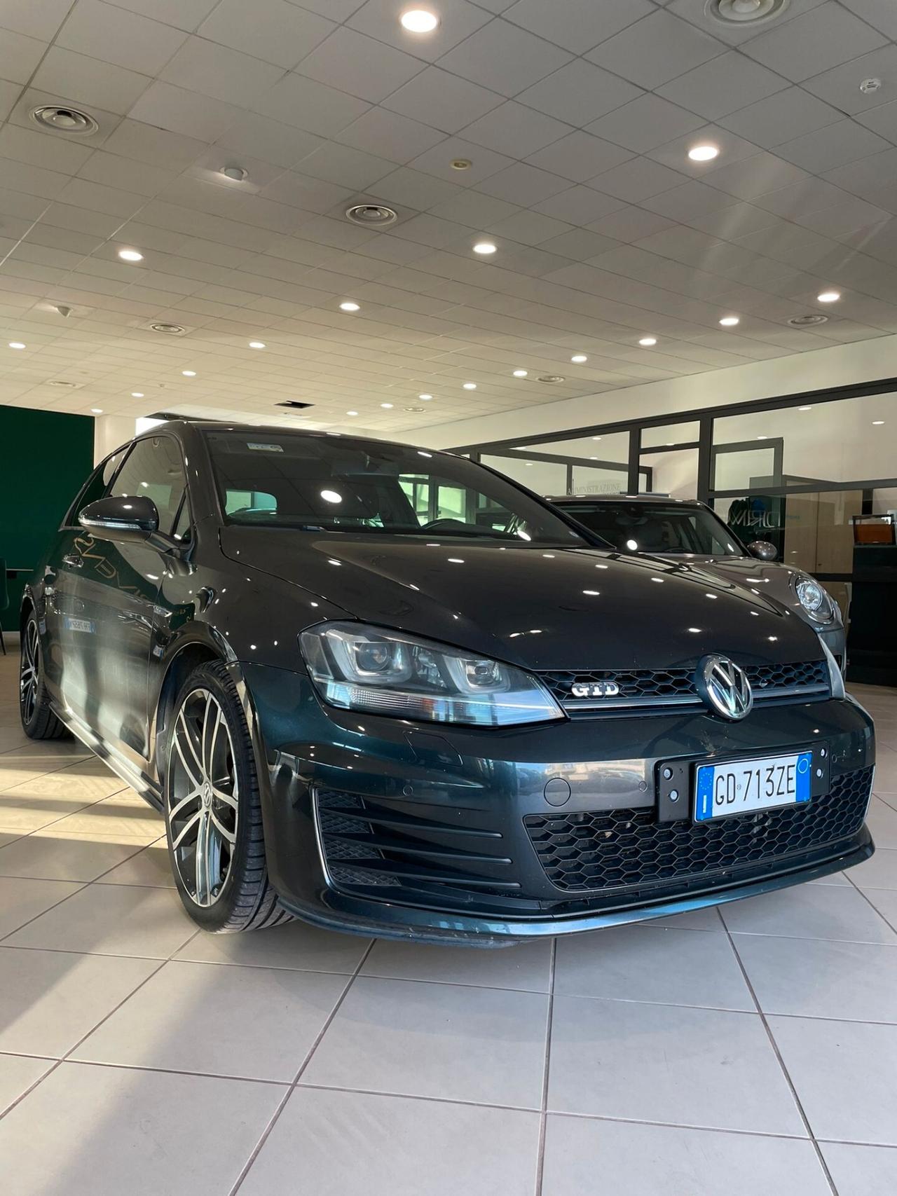 Volkswagen Golf GTD 2.0 TDI DSG 3p. BlueMotion Technology
