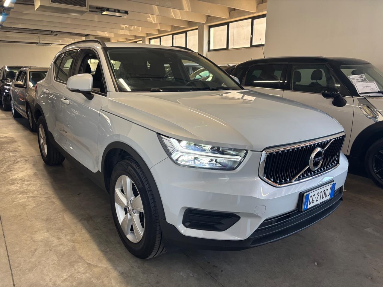 Volvo XC40 1.5 BENZ T2 GREY|PARI AL NUOVO|