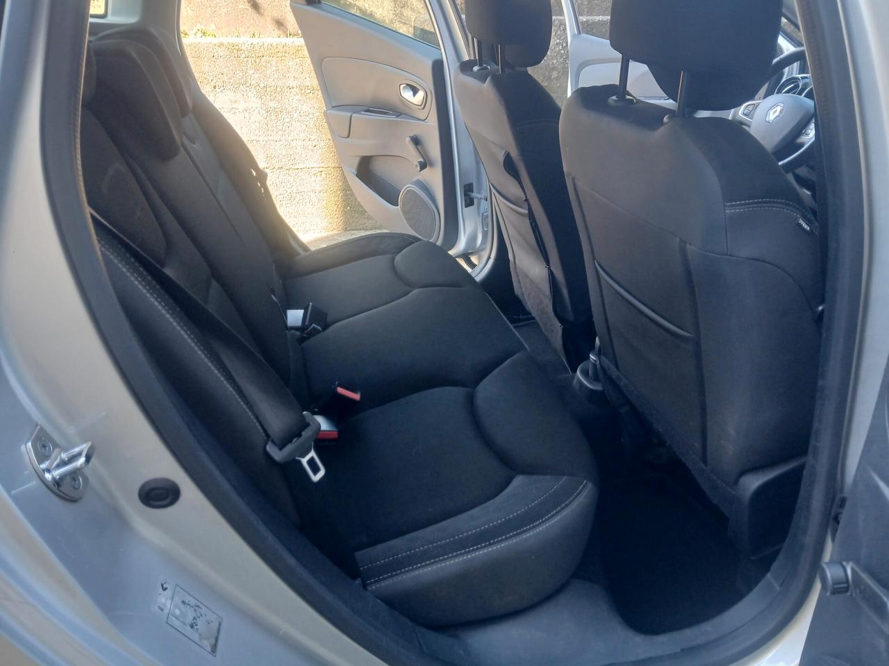 RENAULT Clio Sporter 1.2 54 KW 73 CV ANNO 2018