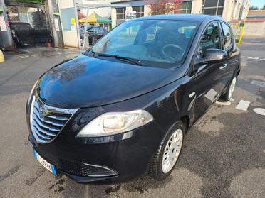 Lancia Ypsilon 1.2 69 CV Unyca