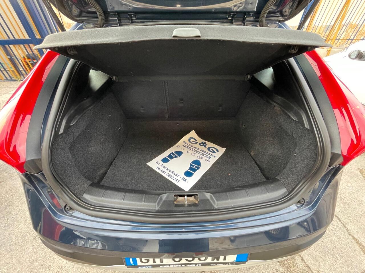 Volvo V40 Cross Country D2 1.6 Momentum