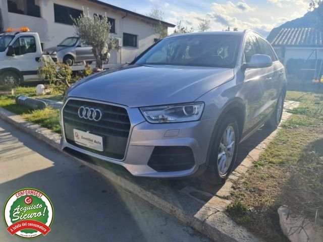 AUDI Q3 2.0 TDI 120 CV Business