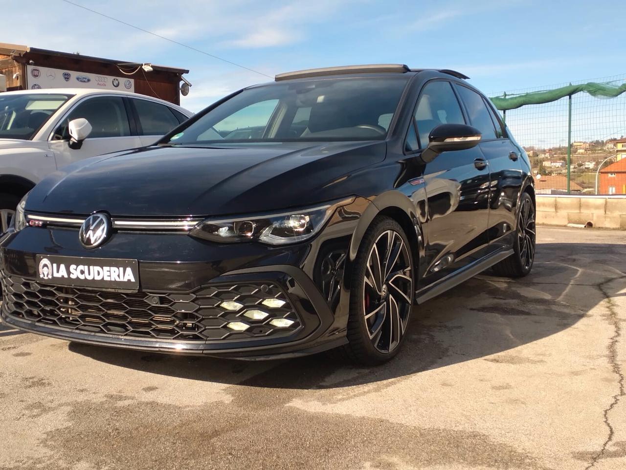 Volkswagen Golf GTI 2.0 TSI DSG
