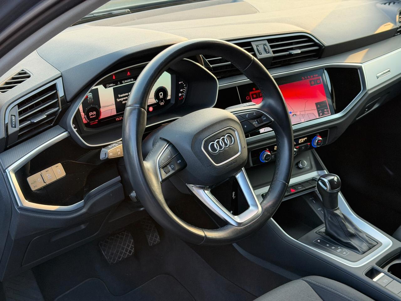 Audi Q3 35 TDI S tronic Business Advanced