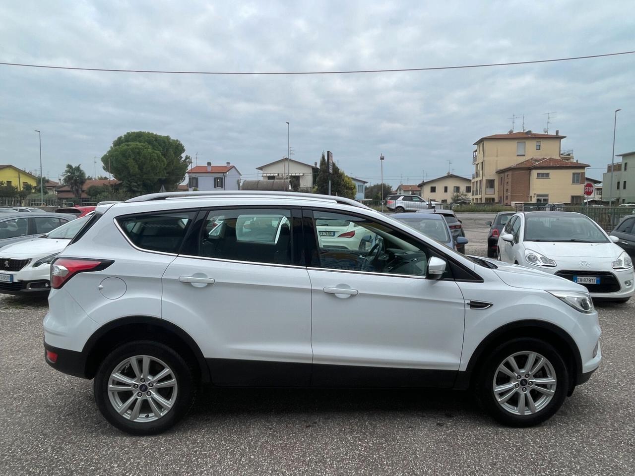 Ford Kuga 1.5 TDCI 120 CV S&S 2WD Titanium