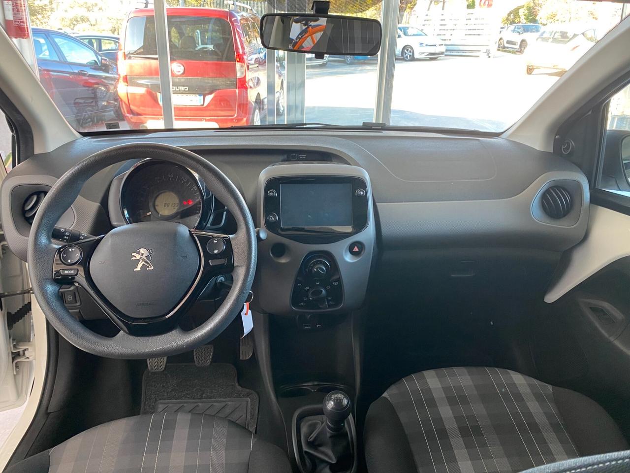 Peugeot 108 VTi 72 5 porte Active