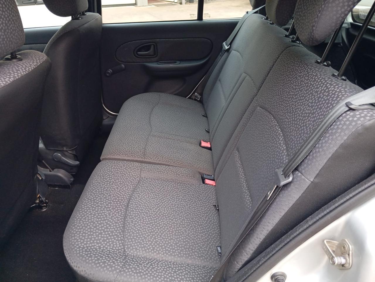 Renault Clio 1.2 16V 5 porte Dynamique