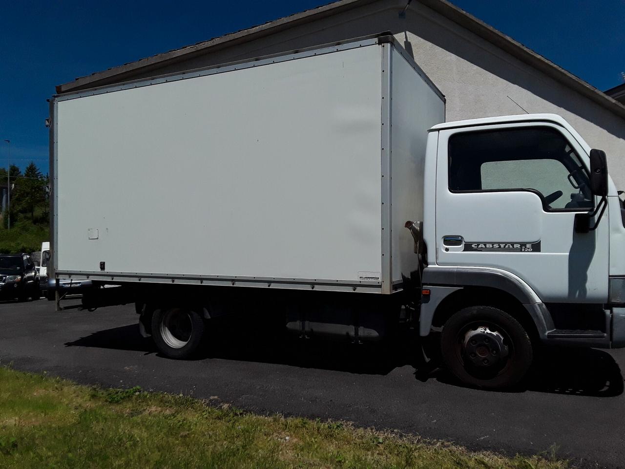 Nissan cabstar