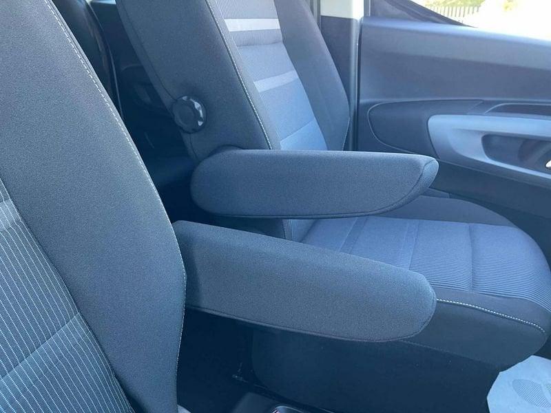 FIAT Doblò SERIE 3 COMBI 1.5 BlueHdi 130CV AT8 N1 - KM0