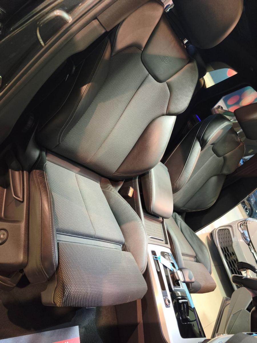 AUDI Q5 2.0 TDI quattro S-tronic S-line+TETTO+luci