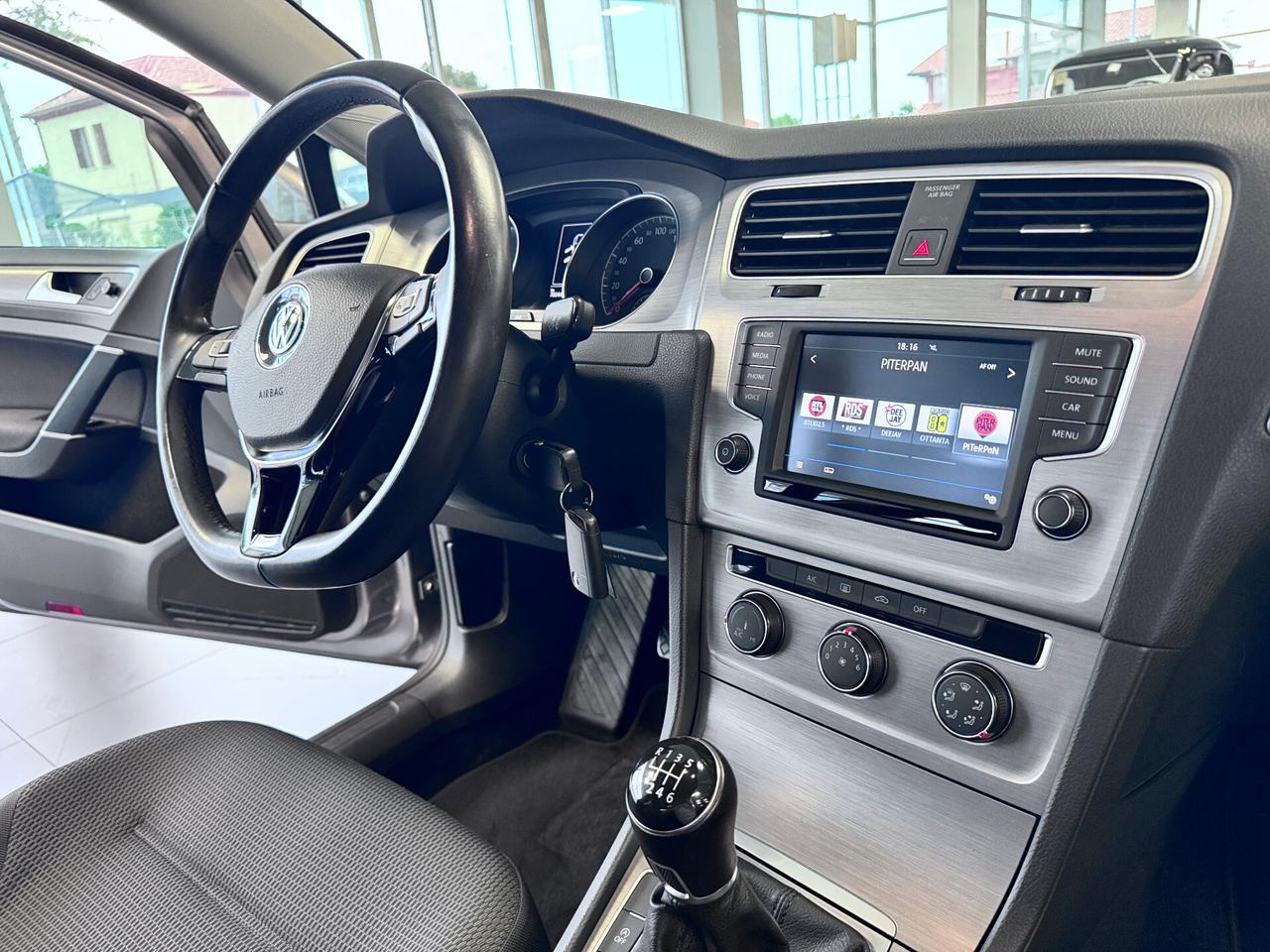 Volkswagen Golf 1.0 TSI 115 CV 5p. Trendline BlueMotion