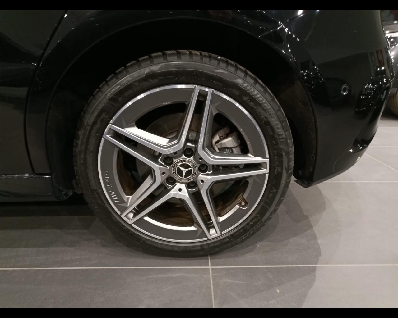 Mercedes-Benz Classe A - W177 2023 - A 250 e phev AMG Line Advanced Plus auto