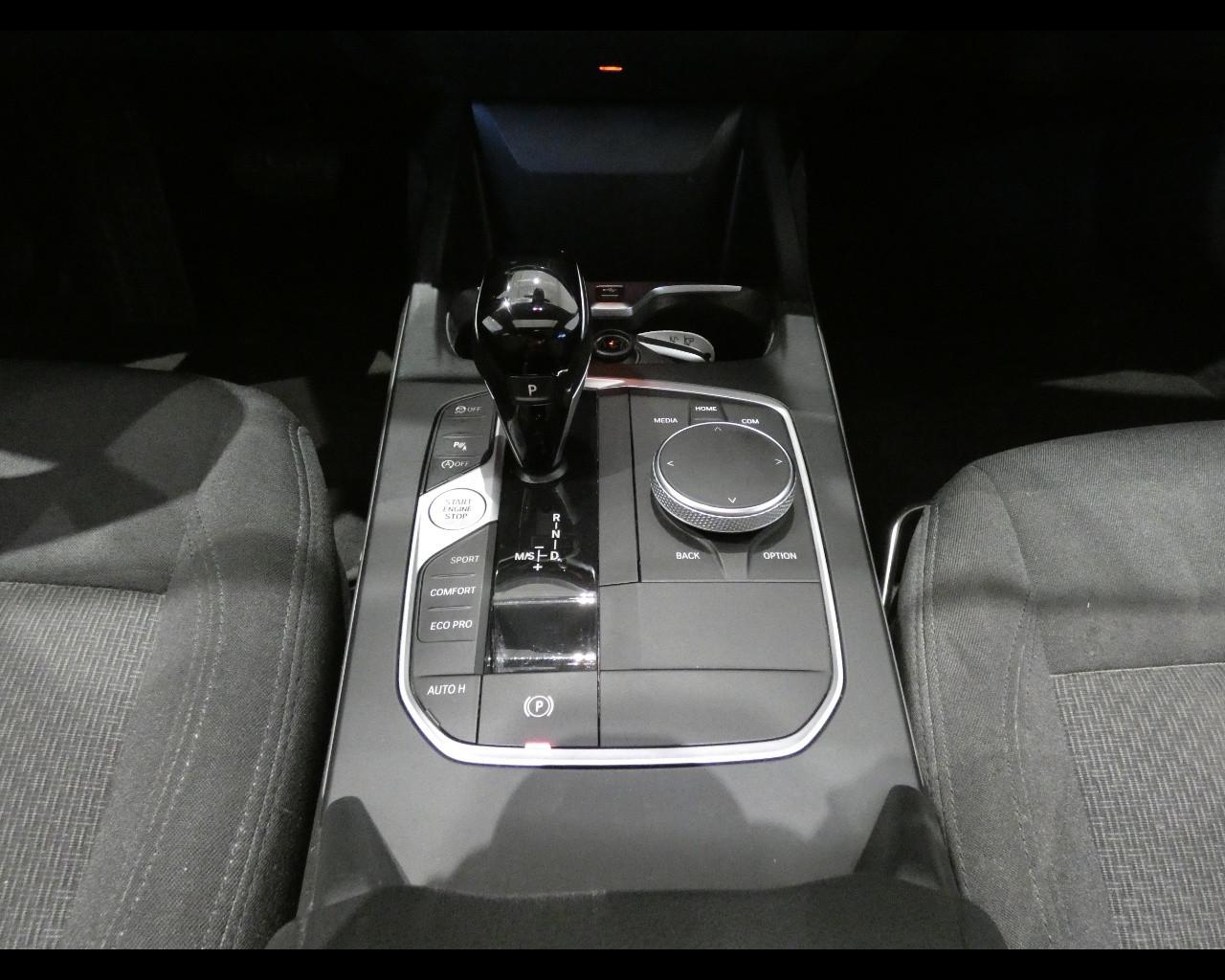 BMW Serie 1 (F40) - 116i 5p. Advantage