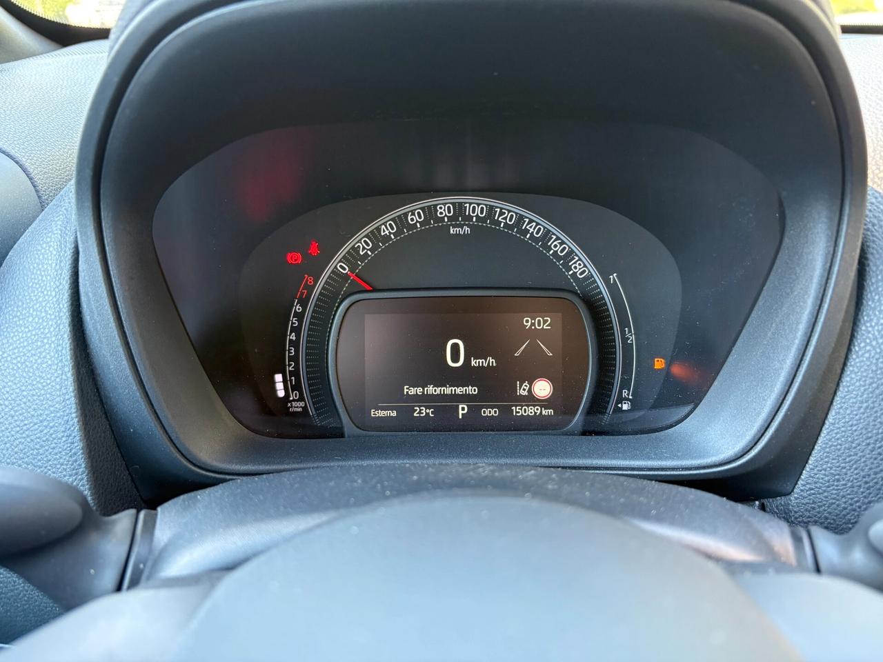 Toyota Aygo Aygox Active 1.0 bz 72cv S-CVT - 03/2025