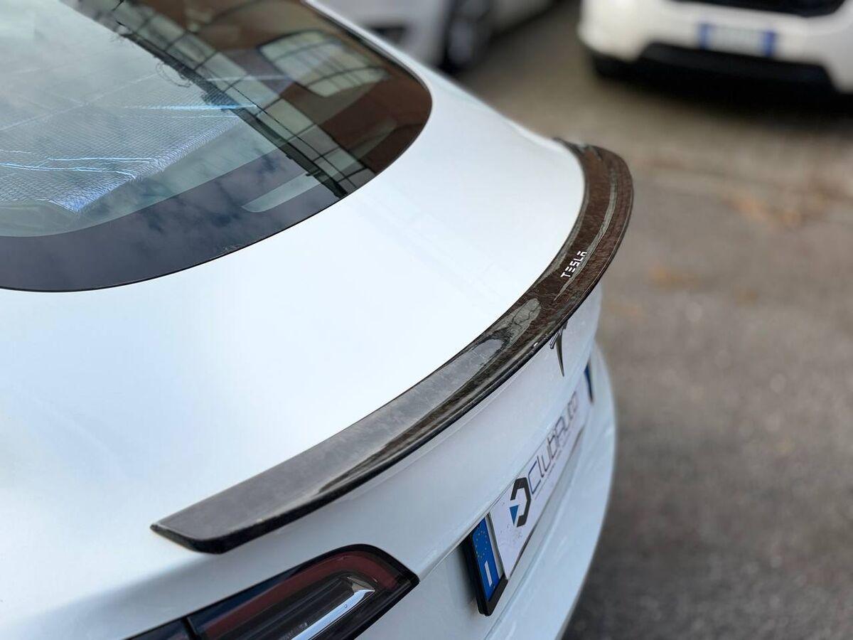 Tesla Model 3 Standard rwd Plus