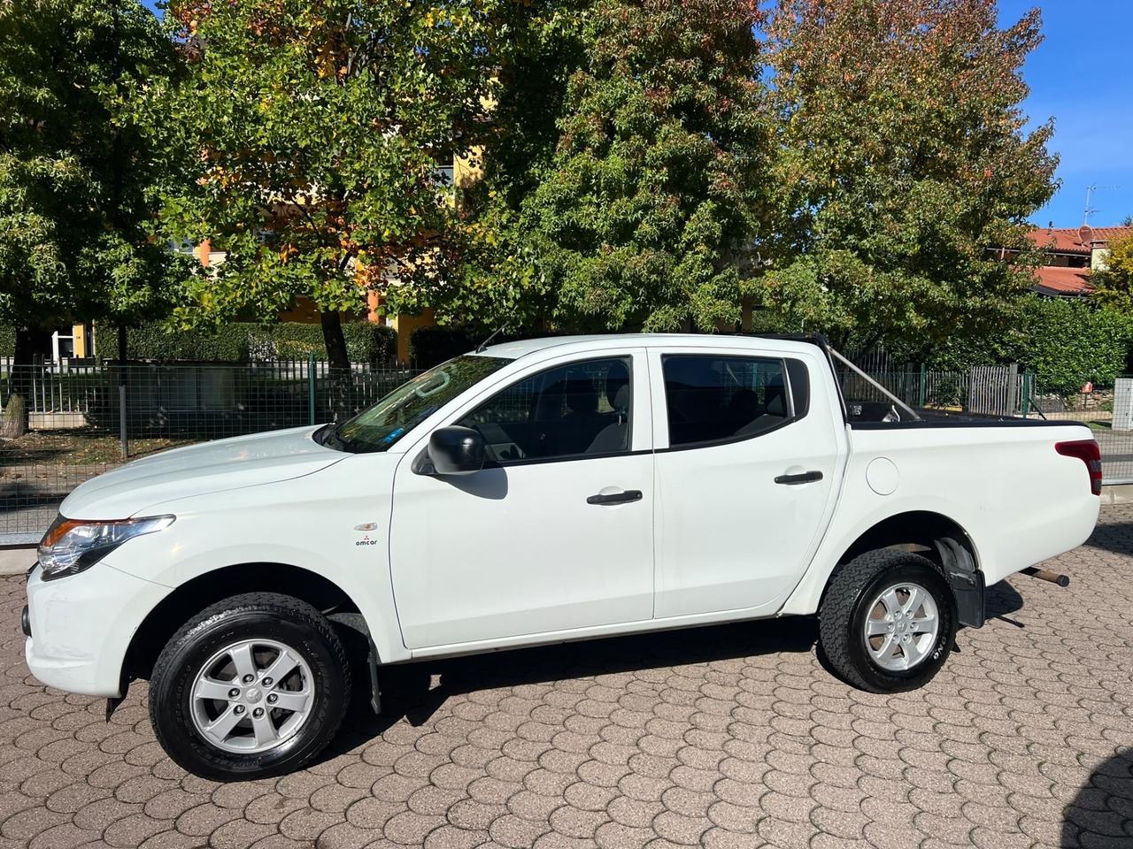 Mitsubishi L200 2.4 DI-D/154CV Double Cab Intense