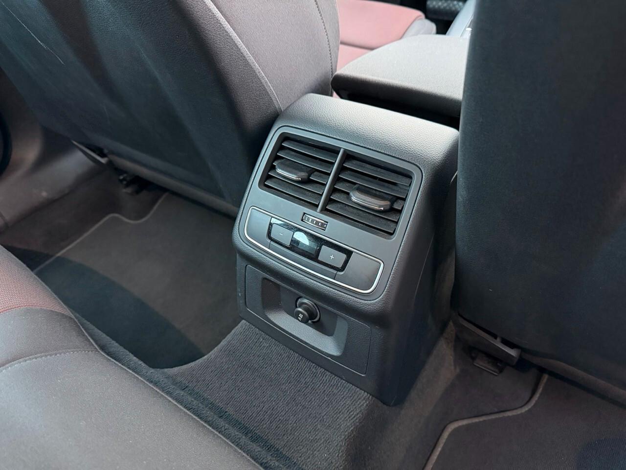 Audi A4 Avant 2.0 Tdi mhev Business Advanced 163cv S - tronic