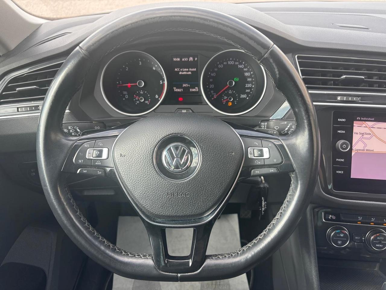 Volkswagen Tiguan 2.0 TDI SCR DSG 4MOTION Business BMT