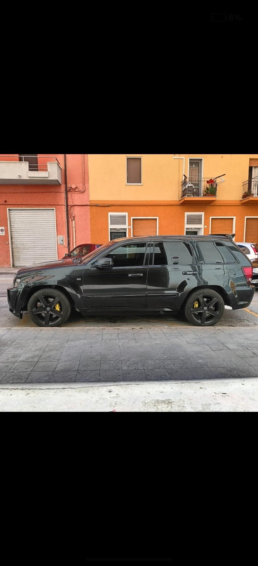 Jeep Grand Cherokee 6.1 V8 HEMI SRT-8
