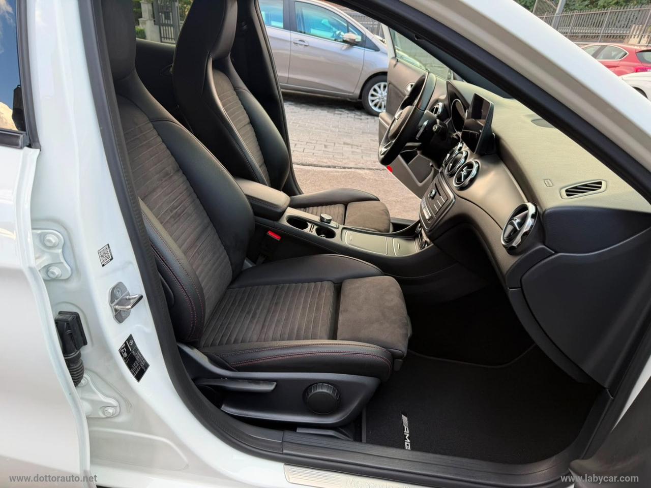 MERCEDES-BENZ GLA 200 d Automatic 4Matic Premium