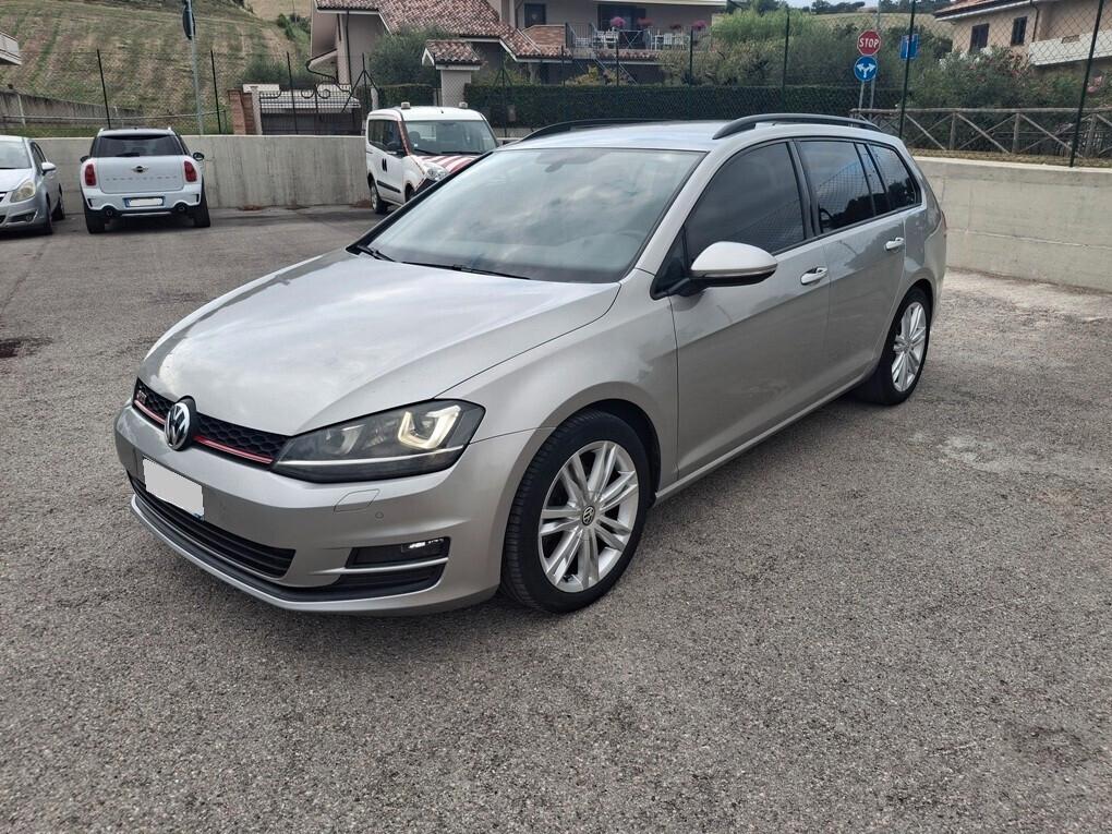 Volkswagen Golf SW 1.6 TDI DSG Allestimento GTI