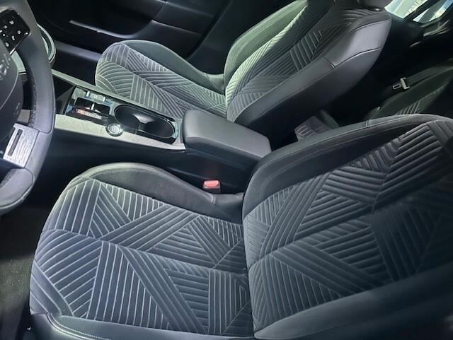 LANCIA NEW YPSILON 2025 AUTOMATICA