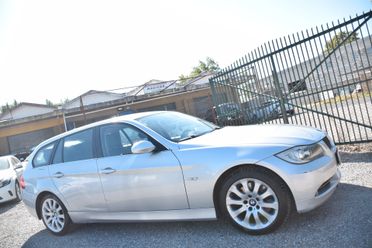 Bmw 330 330d Touring Futura navi pelle cruise sensori bt