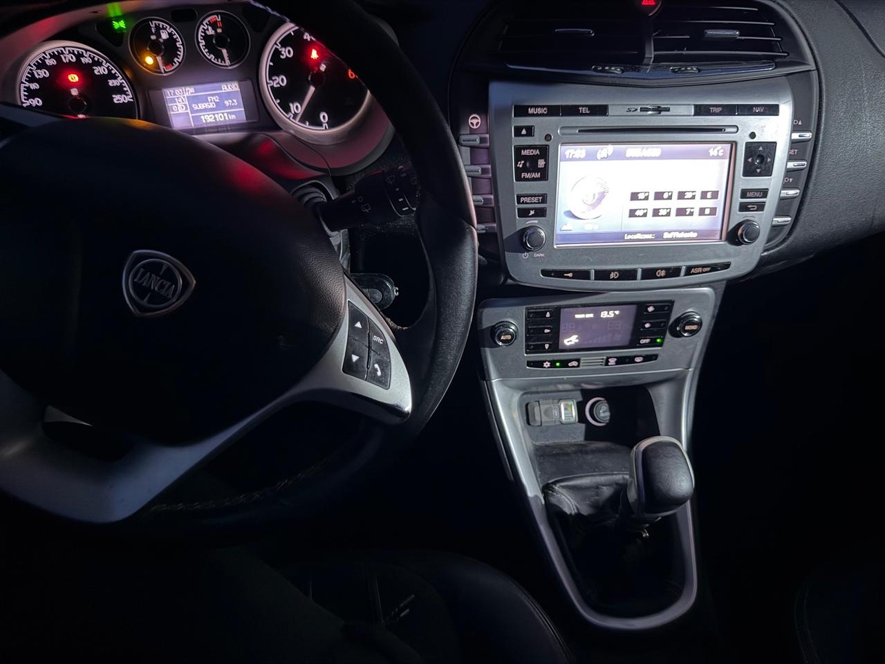 Lancia Delta 1.6 MJT DPF Argento