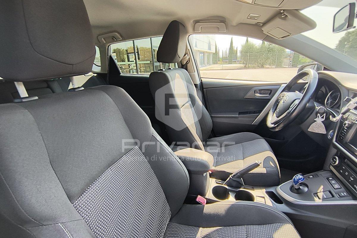 TOYOTA Auris 1.8 Hybrid Active