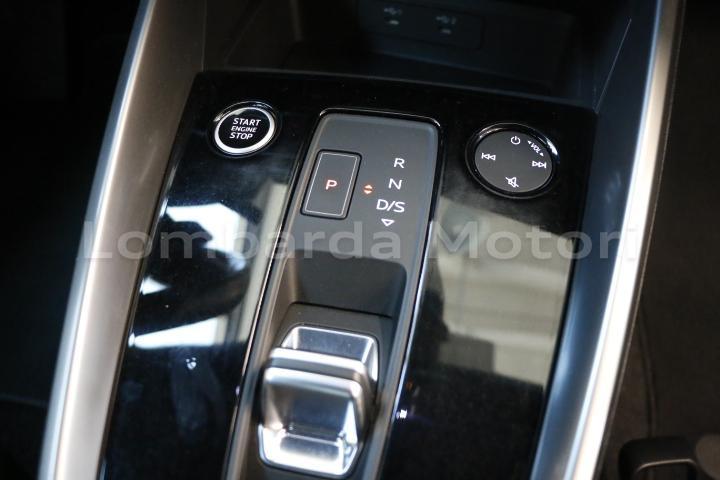 Audi A3 Sportback 35 2.0 tdi s-tronic