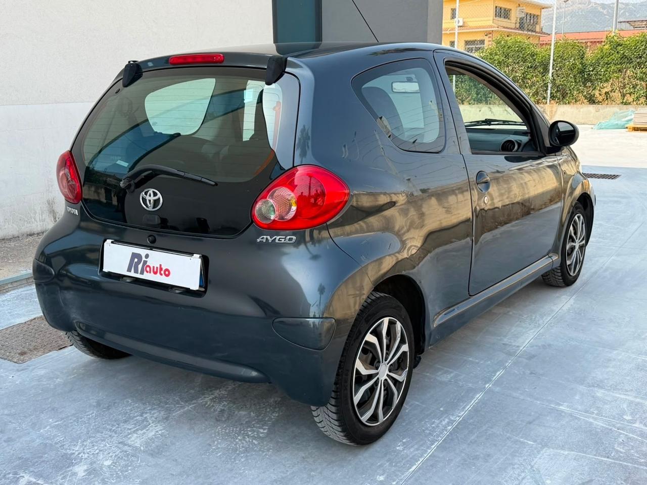 Toyota Aygo 1.0 12V VVT-i CAMBIO AUTOMATICO