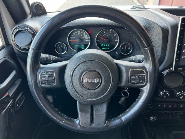 JEEP Wrangler Unlimited 2.8 CRD DPF Sahara Auto