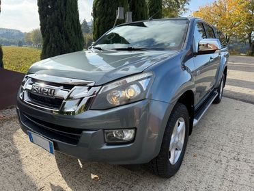 Isuzu D-Max 2.5 LS Quasar KM 79.000