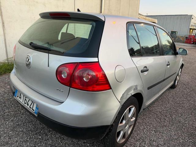 VOLKSWAGEN Golf 1.6 5p. Trendline senza nessun lavoro da fare