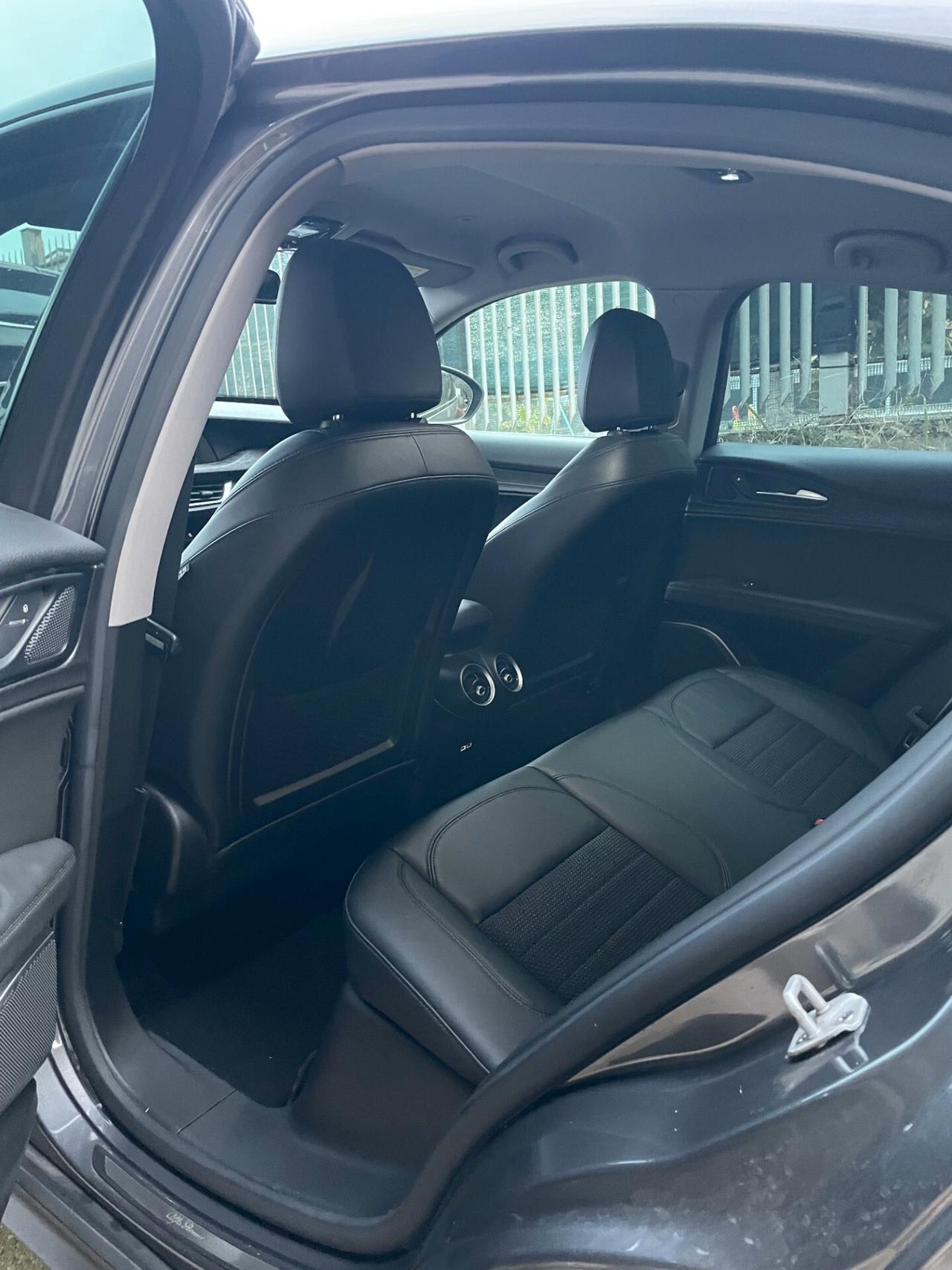 ALFA ROMEO Stelvio 2.2 Turbodiesel 190CV AT8 RWD EXECUTIVE