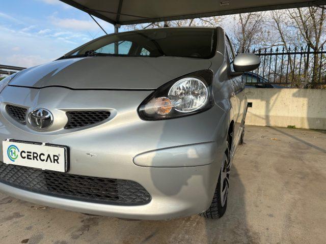 TOYOTA Aygo 1.0 12V VVT-i 5 porte OK NEOPATENTATI 5 PORTE