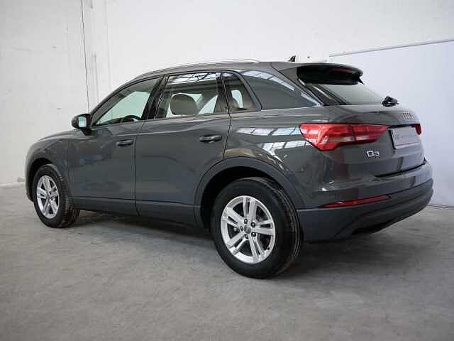 Audi Q3 35 TFSI 150cv MHEV Stronic Business