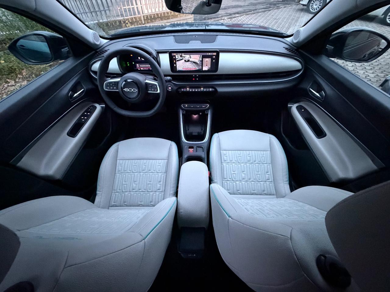 Fiat 600 Hybrid 100 CV DCT MHEV La Prima