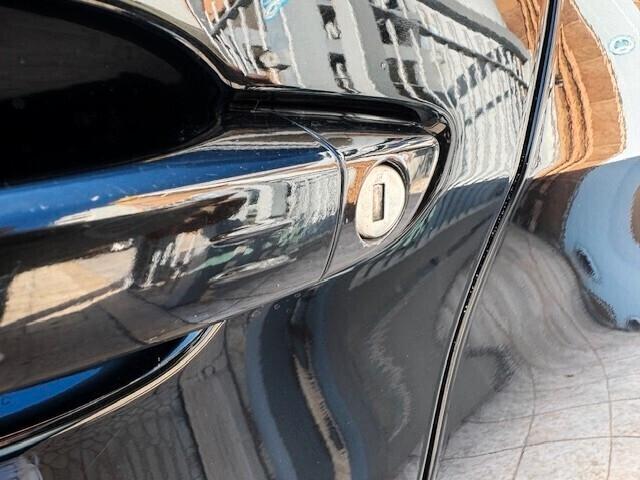 Peugeot 308 BlueHDi 120 S&S EAT6 SW Allure